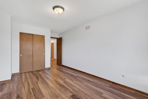 Tiny photo for 3211 Wild Oaks Court, Joliet, IL 60431 (MLS # 12622823)