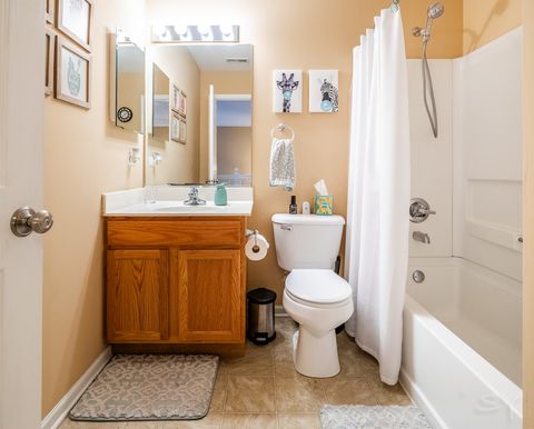 Tiny photo for 1853 Candlelight Circle, Montgomery, IL 60538 (MLS # 12577471)