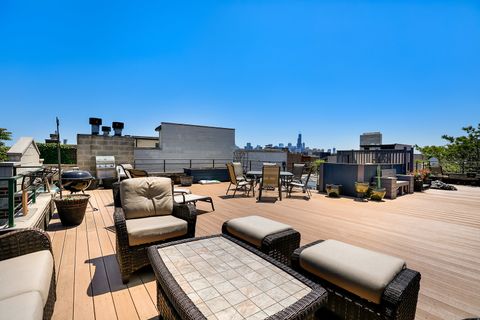 Tiny photo for 1629 W Le Moyne Street #2W, Chicago, IL 60622 (MLS # 12688597)