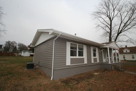 Tiny photo for 306 E Madison Street, Mackinaw, IL 61755 (MLS # 12523135)