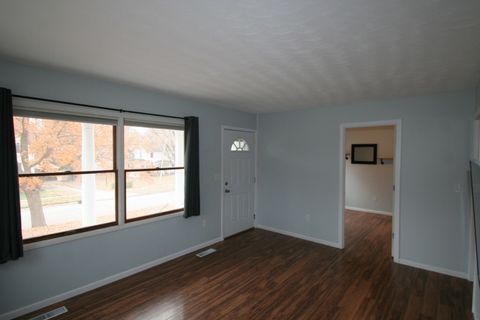 Tiny photo for 306 E Madison Street, Mackinaw, IL 61755 (MLS # 12523135)