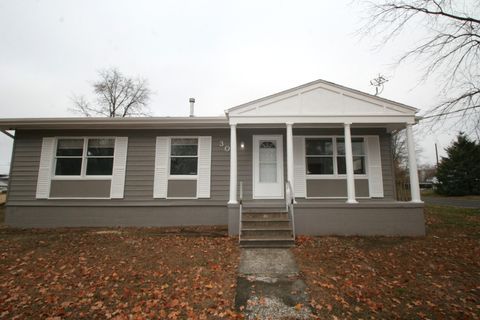 Photo of 306 E Madison Street, Mackinaw, IL 61755 (MLS # 12523135)