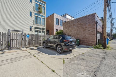 Tiny photo for 1441 W Cuyler Avenue #2E, Chicago, IL 60613 (MLS # 12466750)