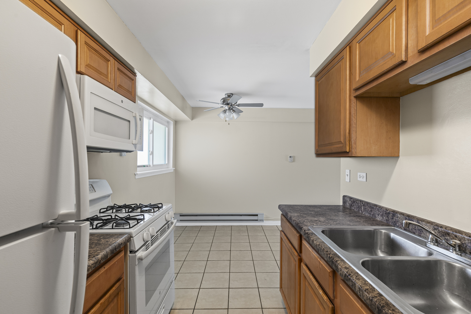 1915 Whitechapel Drive 1E