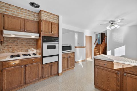 Tiny photo for 1187 S Ridge Avenue, Arlington Heights, IL 60005 (MLS # 12506392)