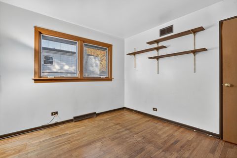 Tiny photo for 1187 S Ridge Avenue, Arlington Heights, IL 60005 (MLS # 12506392)