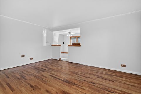 Tiny photo for 1187 S Ridge Avenue, Arlington Heights, IL 60005 (MLS # 12506392)