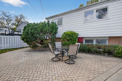 Tiny photo for 1187 S Ridge Avenue, Arlington Heights, IL 60005 (MLS # 12506392)