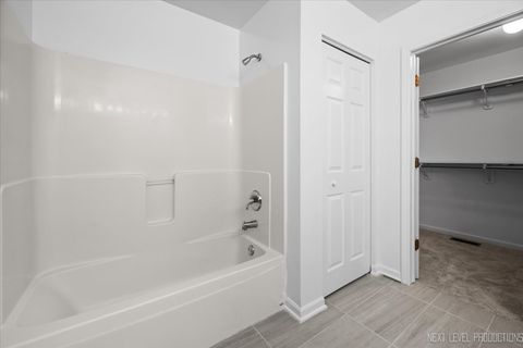 Tiny photo for 438 W Meadow Mist Lane, Round Lake, IL 60073 (MLS # 12507543)