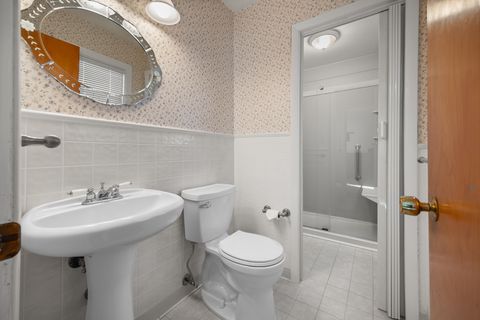 Tiny photo for 241 Pleasant Drive, Elk Grove Village, IL 60007 (MLS # 12555478)