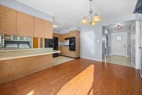 Tiny photo for 241 Pleasant Drive, Elk Grove Village, IL 60007 (MLS # 12555478)