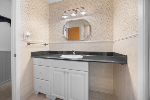 Tiny photo for 241 Pleasant Drive, Elk Grove Village, IL 60007 (MLS # 12555478)