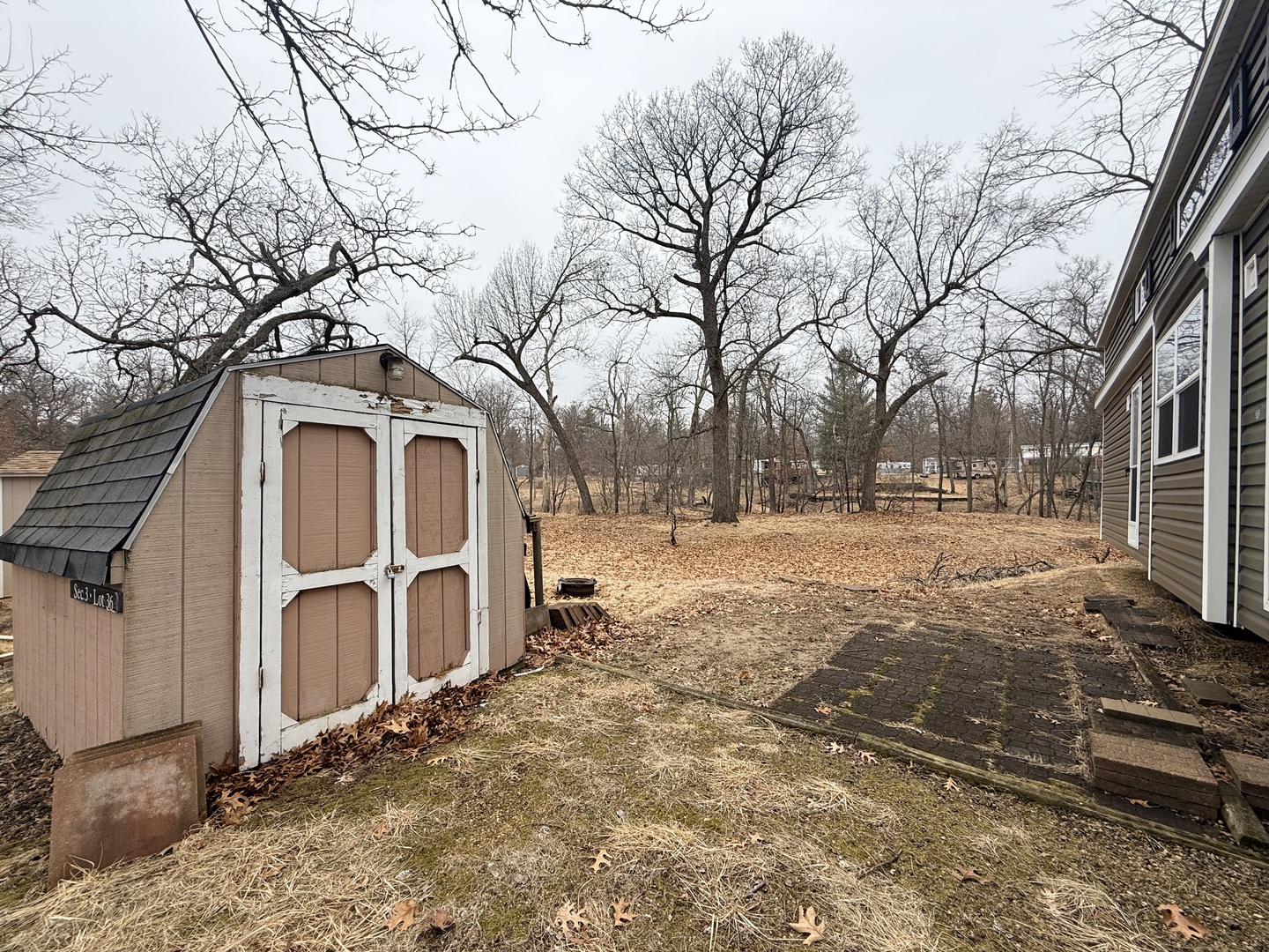 3-36 Woodhaven Lakes