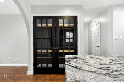 Tiny photo for 7850 Mcvicker Avenue, Burbank, IL 60459 (MLS # 12526559)