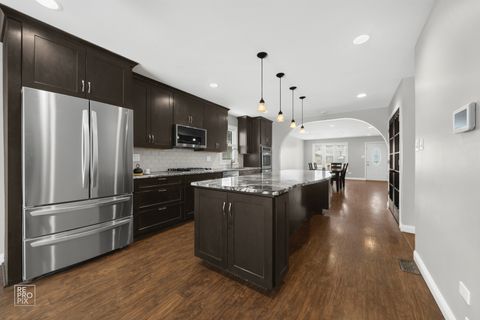 Tiny photo for 7850 Mcvicker Avenue, Burbank, IL 60459 (MLS # 12526559)