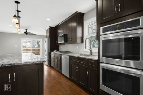 Tiny photo for 7850 Mcvicker Avenue, Burbank, IL 60459 (MLS # 12526559)