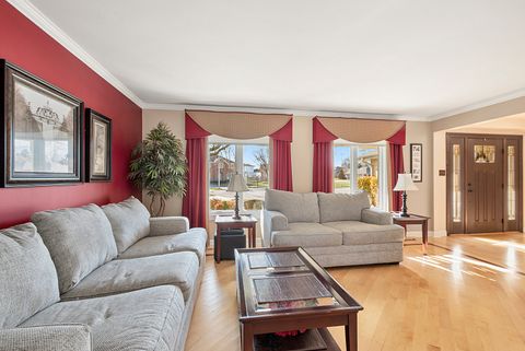 Tiny photo for 11736 Kristoffer Court, Orland Park, IL 60467 (MLS # 12524973)