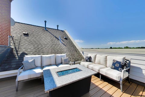 Tiny photo for 1865 Admiral Court #92, Glenview, IL 60026 (MLS # 12764376)