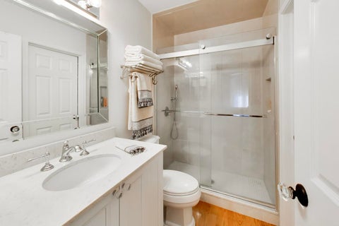 Tiny photo for 1865 Admiral Court #92, Glenview, IL 60026 (MLS # 12764376)
