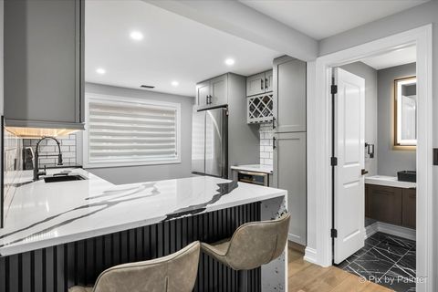 Tiny photo for Chicago, IL 60656 (MLS # 12594027)