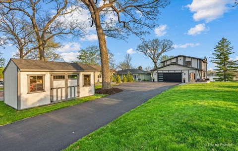 Tiny photo for 386 Holiday Drive, Lake Holiday, IL 60552 (MLS # 12626645)