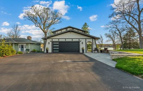 Tiny photo for 386 Holiday Drive, Lake Holiday, IL 60552 (MLS # 12626645)