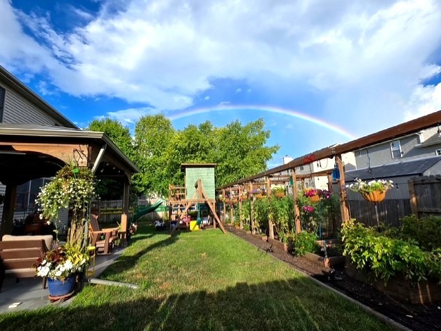 Normal, Illinois 61761, United States, 4 Bedrooms Bedrooms, ,3 BathroomsBathrooms,Residential,Contingent,196201