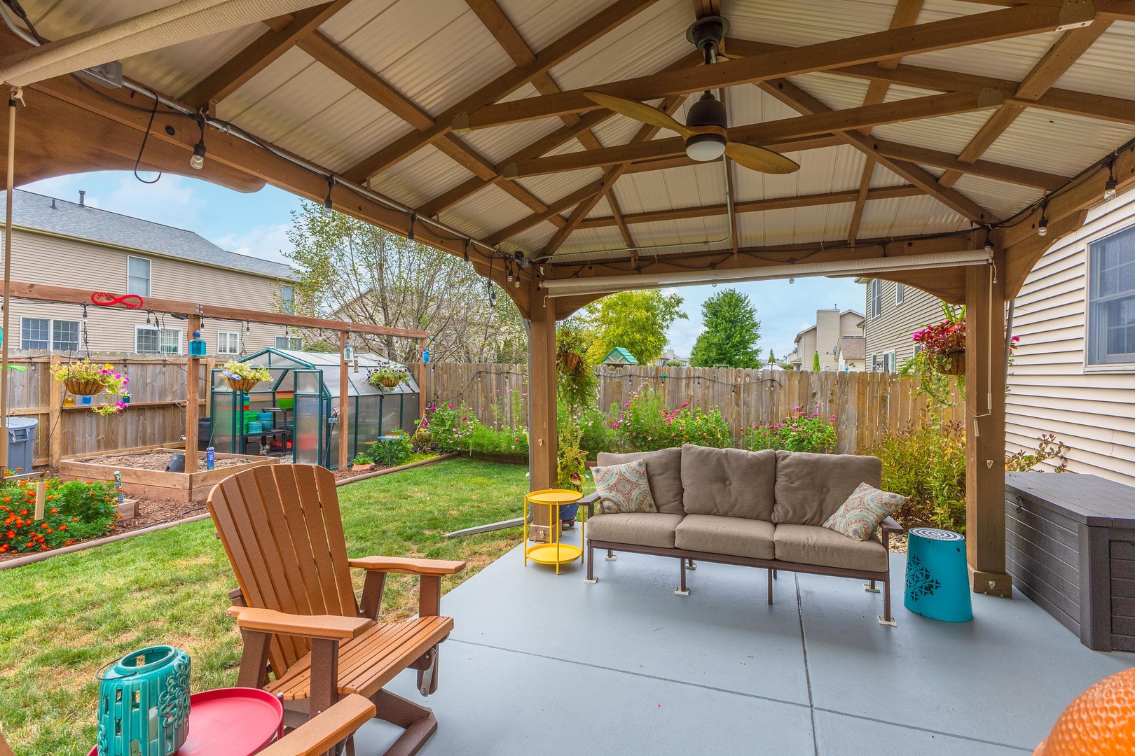 Normal, Illinois 61761, United States, 4 Bedrooms Bedrooms, ,3 BathroomsBathrooms,Residential,Contingent,196201