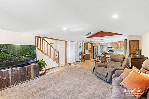 Tiny photo for 6 Phelps Court, Manteno, IL 60950 (MLS # 12488543)