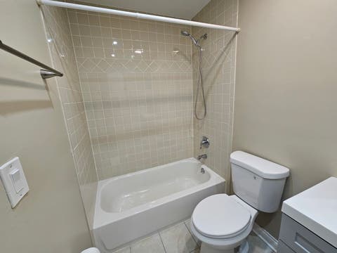 Tiny photo for 210 Redwood Court, Vernon Hills, IL 60061 (MLS # 12732908)