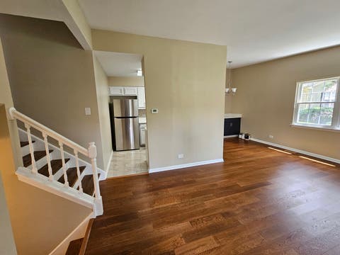 Tiny photo for 210 Redwood Court, Vernon Hills, IL 60061 (MLS # 12732908)