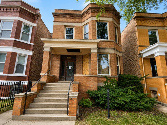 7139 S SAINT LAWRENCE AVE, CHICAGO, IL 60619 - Image f0f620ee8e49409f2f01be99a9fc85ff/2858692644