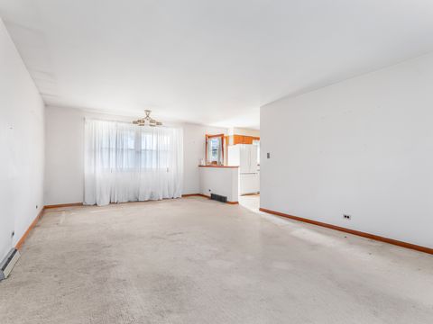 Tiny photo for 461 Springhill Drive, Roselle, IL 60172 (MLS # 12480713)