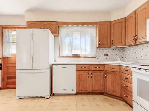 Tiny photo for 461 Springhill Drive, Roselle, IL 60172 (MLS # 12480713)