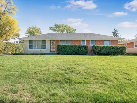 Tiny photo for 461 Springhill Drive, Roselle, IL 60172 (MLS # 12480713)