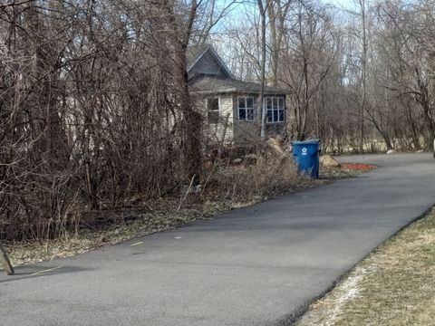 A home in Crestwood