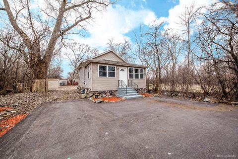 A home in Crestwood