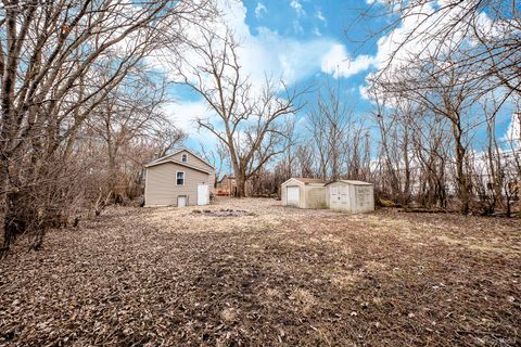 A home in Crestwood