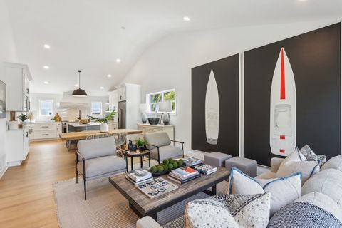 Tiny photo for 629 N Lincoln Avenue, Geneva, IL 60134 (MLS # 12564316)