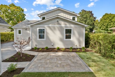 Tiny photo for 629 N Lincoln Avenue, Geneva, IL 60134 (MLS # 12564316)