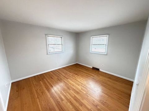 Tiny photo for 4018 N Cass Avenue, Westmont, IL 60559 (MLS # 12585102)