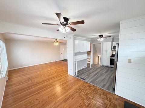 Tiny photo for 4018 N Cass Avenue, Westmont, IL 60559 (MLS # 12585102)