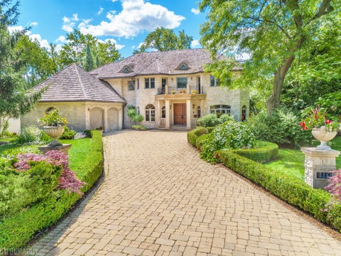 Tiny photo for 1009 Kings Lane, Glenview, IL 60025 (MLS # 12703357)