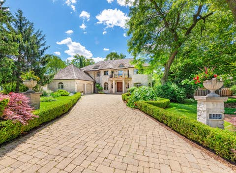 Tiny photo for 1009 Kings Lane, Glenview, IL 60025 (MLS # 12703357)