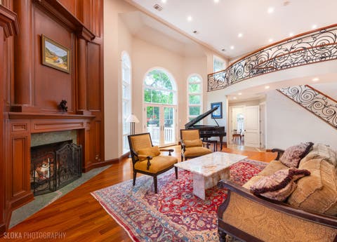 Tiny photo for 1009 Kings Lane, Glenview, IL 60025 (MLS # 12703357)