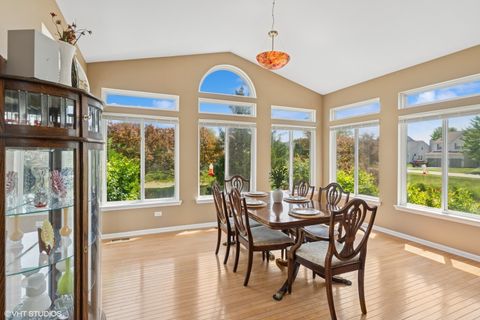 Tiny photo for 31577 N Clearwater Drive, Lakemoor, IL 60051 (MLS # 12422248)
