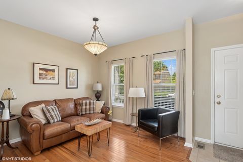 Tiny photo for 31577 N Clearwater Drive, Lakemoor, IL 60051 (MLS # 12422248)