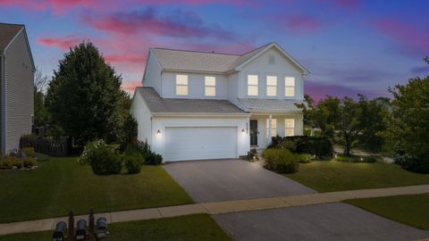Tiny photo for 31577 N Clearwater Drive, Lakemoor, IL 60051 (MLS # 12422248)