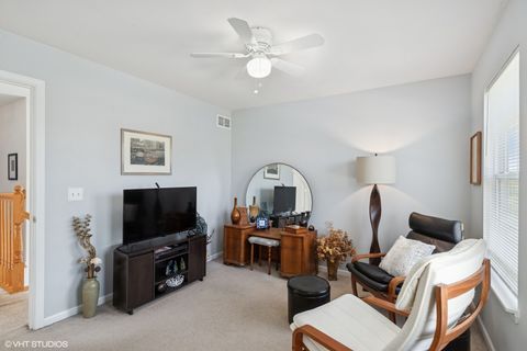 Tiny photo for 31577 N Clearwater Drive, Lakemoor, IL 60051 (MLS # 12422248)