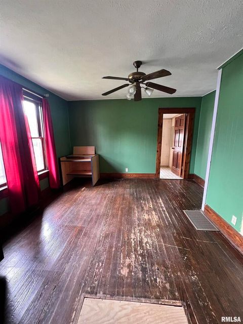 Tiny photo for 202 N WILSON Street, Anna, IL 62906 (MLS # QC4265306)